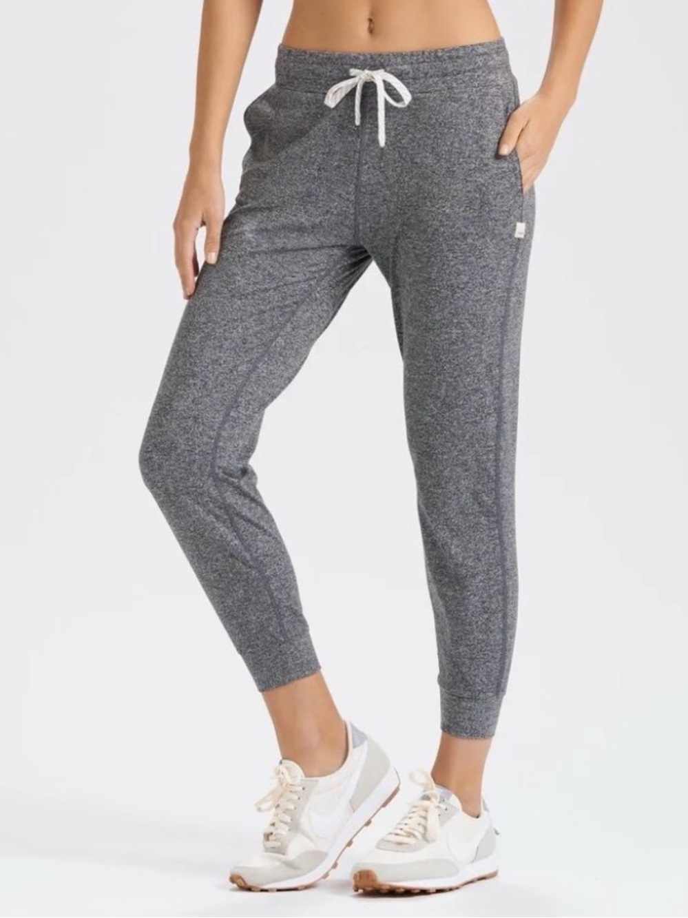 Vuori Heather Gray performance jogger size small